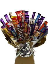 Load image into Gallery viewer, Mixed mega 25 bars chocolate bouquet hamper