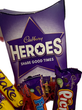 Load image into Gallery viewer, Heroes & Elf Christmas chocolate bouquet