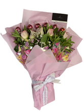 Load image into Gallery viewer, 6 pink fresh flowers/roses hand held chocolate bouquet