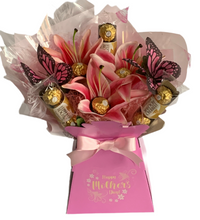 Load image into Gallery viewer, Mother’s Day Ferrero rocher bouquet