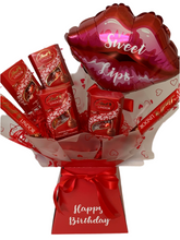 Load image into Gallery viewer, Sweet lips lindor chocolate bouquet