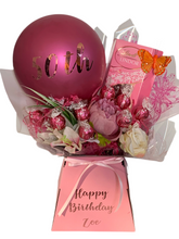 Load image into Gallery viewer, XL lindor personalised balloon chocolate bouquet