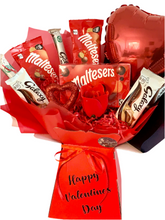 Load image into Gallery viewer, Valentines heart balloon chocolate bouquet