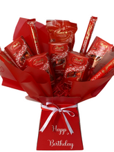 Load image into Gallery viewer, Personalised lindor chocolate bouquet
