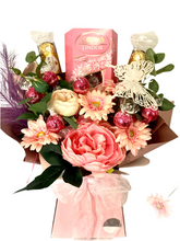 Load image into Gallery viewer, Personalised luxury chocolate bouquet