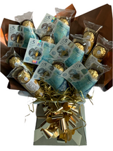 Load image into Gallery viewer, Ferrero rocher chocolate bouquet/ real cash