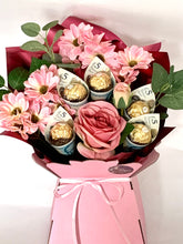 Load image into Gallery viewer, Beautiful Ferrero Rocher chocolate bouquet with real cash