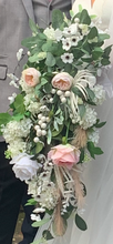 Load image into Gallery viewer, Beautiful Extra large tear drop bridal bouquet