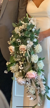 Load image into Gallery viewer, Beautiful Extra large tear drop bridal bouquet