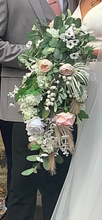 Load image into Gallery viewer, Beautiful Extra large tear drop bridal bouquet