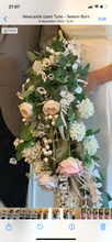 Load image into Gallery viewer, Beautiful Extra large tear drop bridal bouquet
