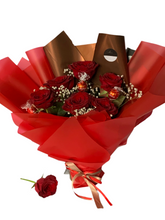 Load image into Gallery viewer, Fresh flowers with lindor chocolates
