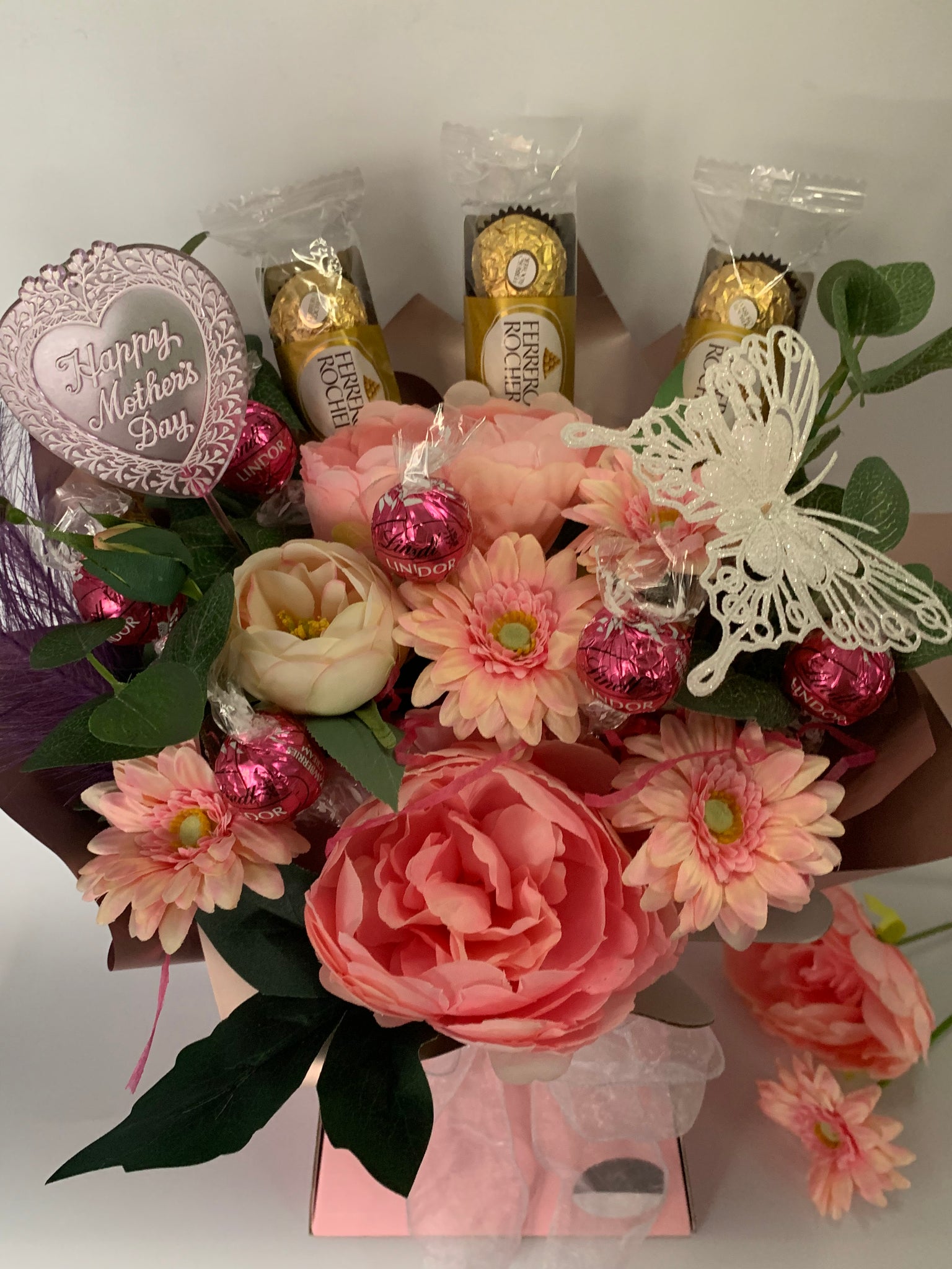 Mother s Day Ferrero rocher Lindor chocolate bouquet L R Craft