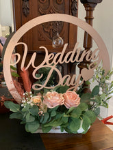 Load image into Gallery viewer, Floral table top wedding day centre piece
